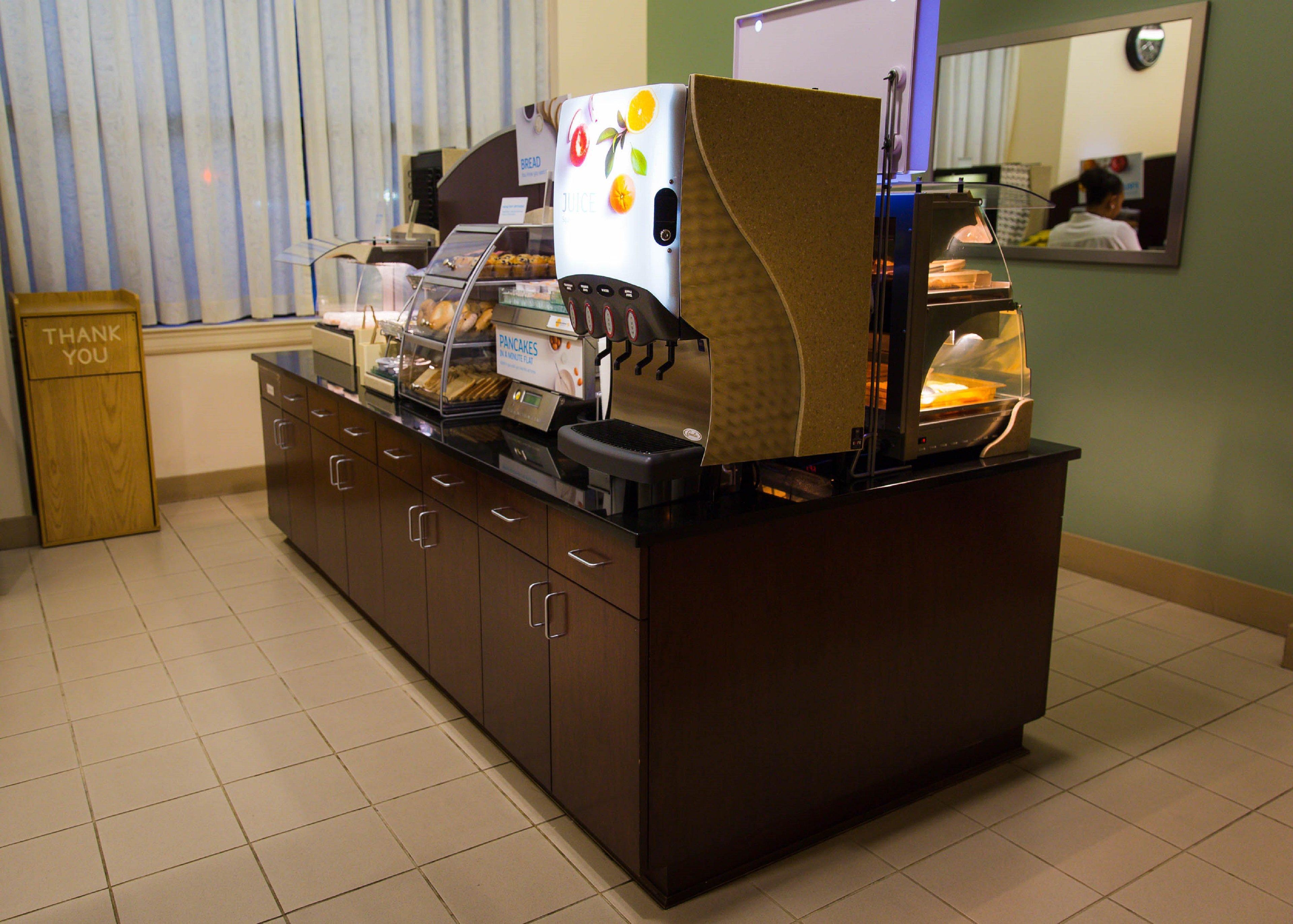 Holiday Inn Express Baltimore-Downtown, An Ihg Hotel Екстериор снимка