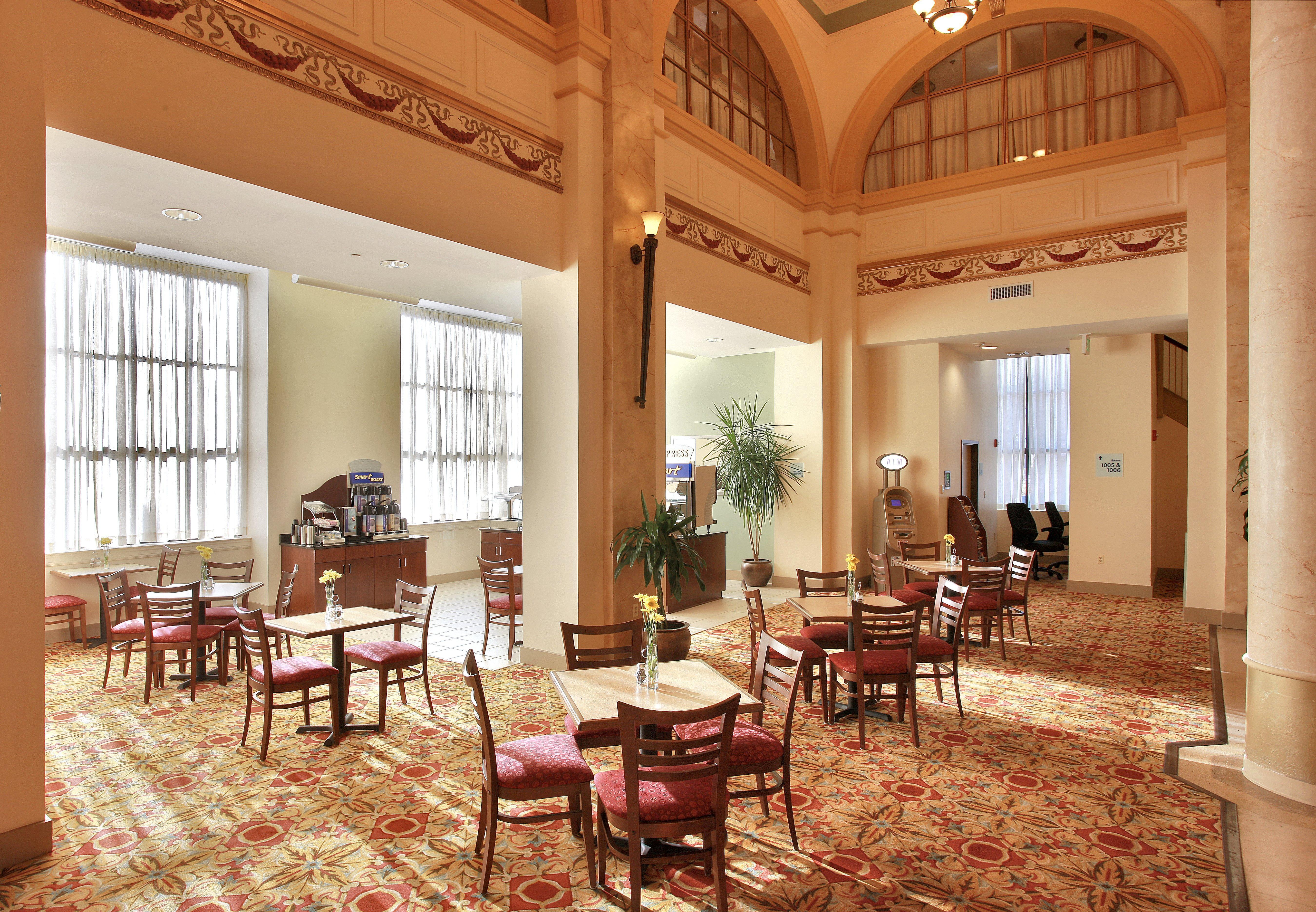 Holiday Inn Express Baltimore-Downtown, An Ihg Hotel Екстериор снимка
