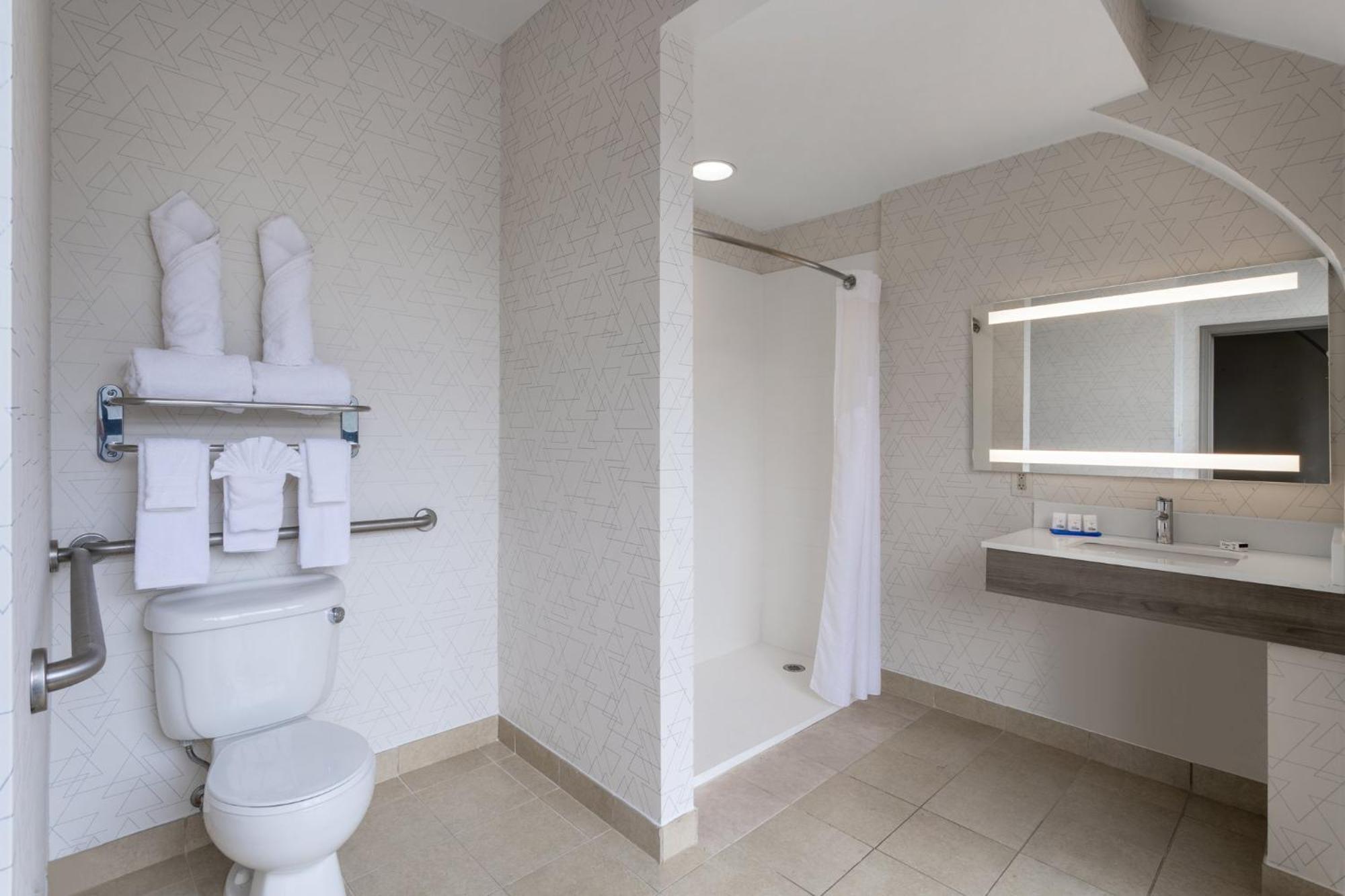 Holiday Inn Express Baltimore-Downtown, An Ihg Hotel Екстериор снимка