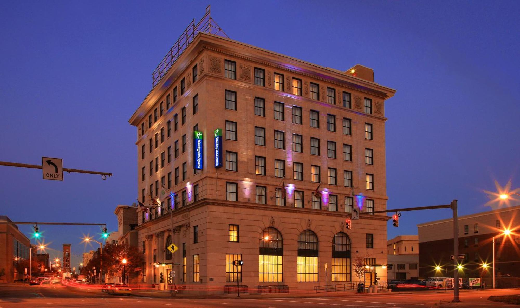 Holiday Inn Express Baltimore-Downtown, An Ihg Hotel Екстериор снимка