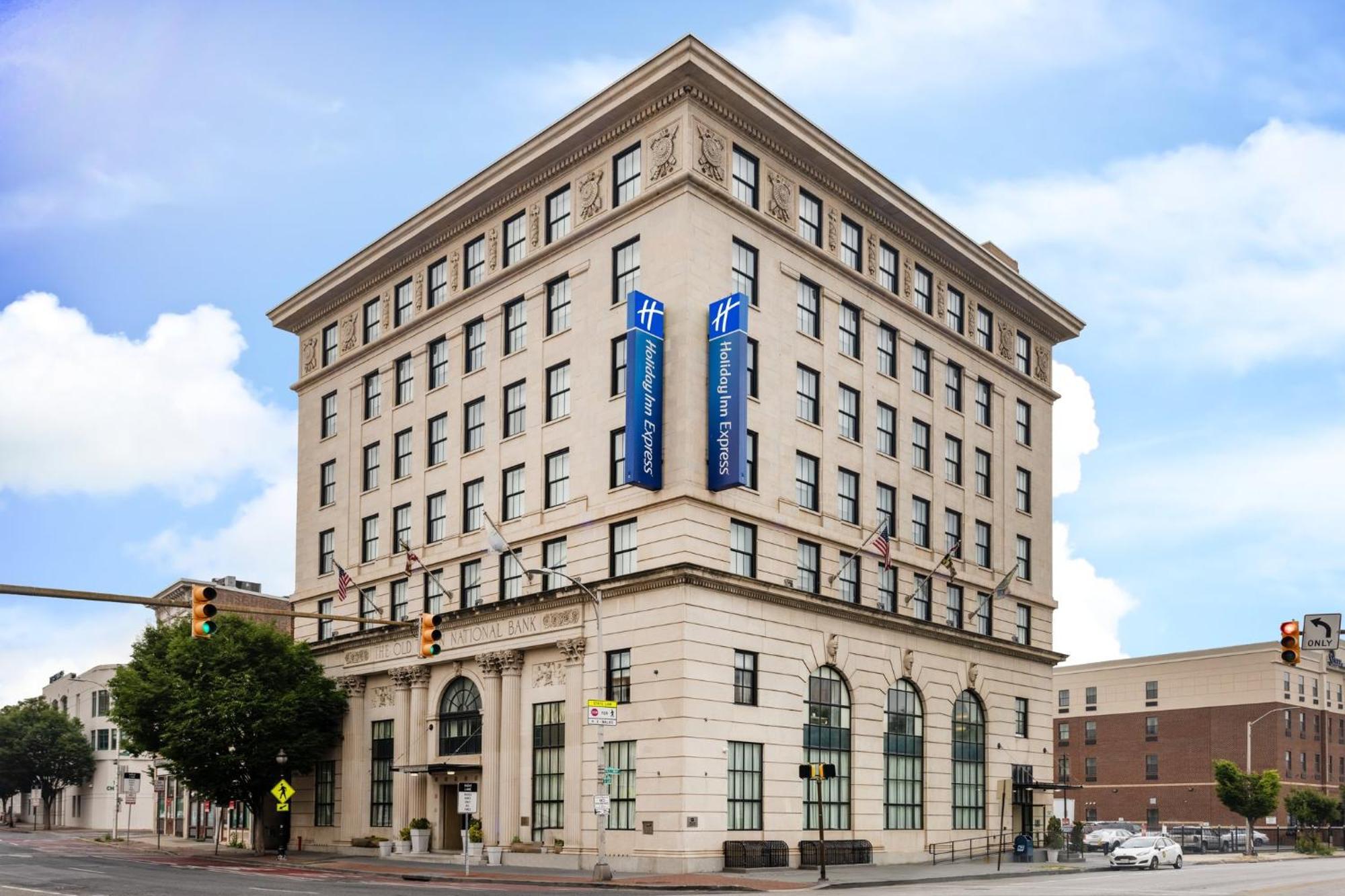 Holiday Inn Express Baltimore-Downtown, An Ihg Hotel Екстериор снимка